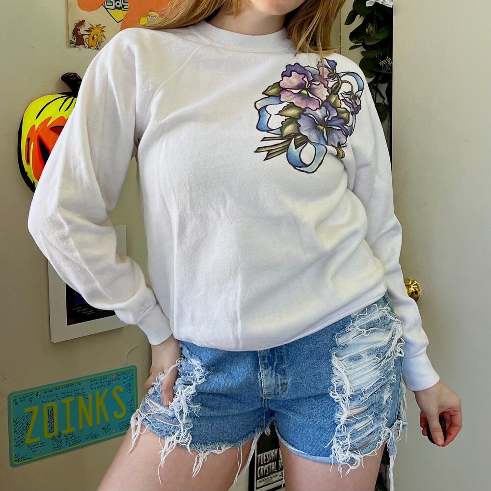 Vintage 1990s White Sweatshirt Purple Puff Paint Flowers Size Medium Handmade